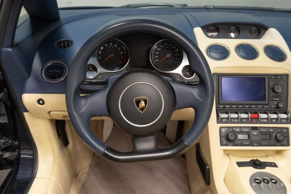 Lamborghini Gallardo LP550-2 Spyder