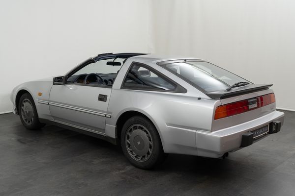 NISSAN 300 ZX
