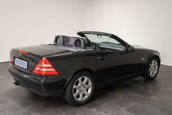 Mercedes-Benz SLK 200