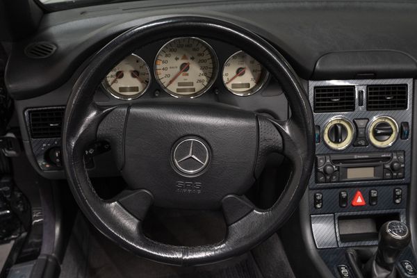 Mercedes-Benz SLK 200