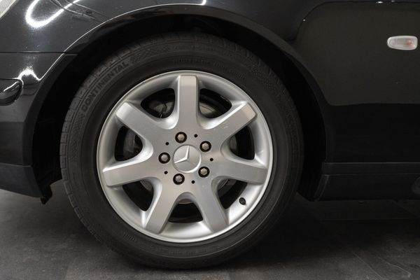 Mercedes-Benz SLK 200