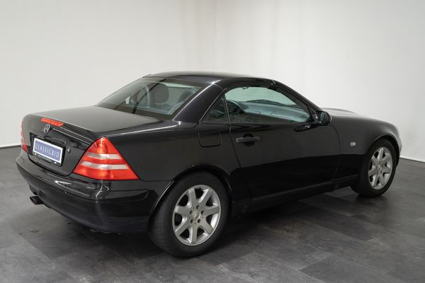 Mercedes-Benz SLK 200