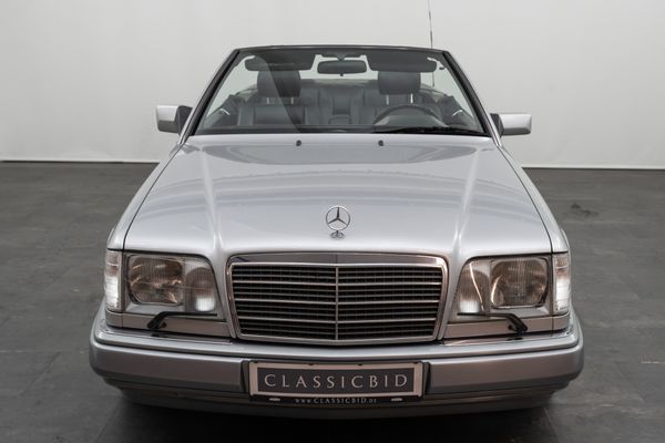 Mercedes-Benz E 320 Cabriolet (R129)