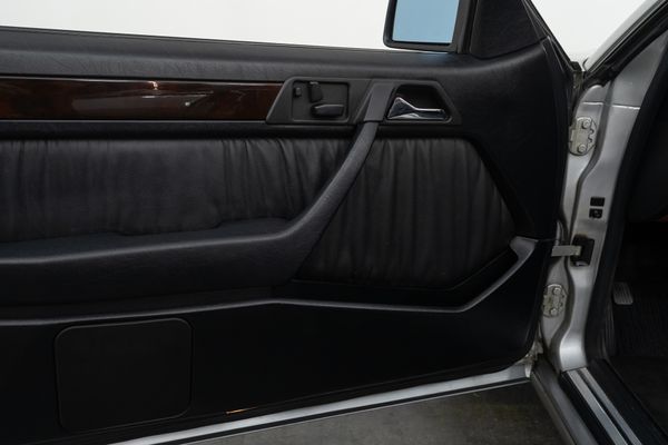 Mercedes-Benz E 320 Cabriolet (R129)