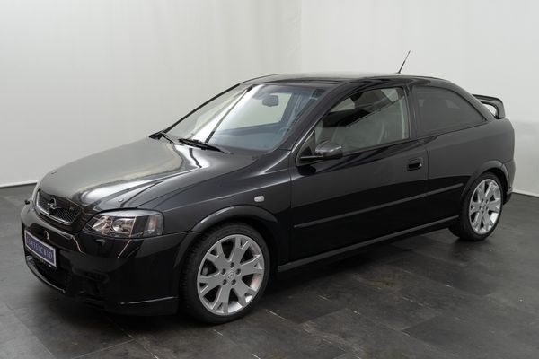Opel Astra 3T OPC 2.0 TURBO Opel Astra 3T OPC 2.0 TURBO