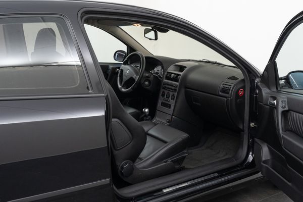 Opel Astra 3T OPC 2.0 TURBO