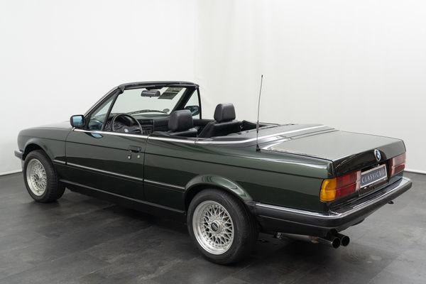 BMW 325iA Cabriolet