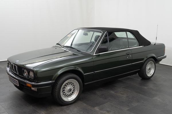 BMW 325iA Cabriolet