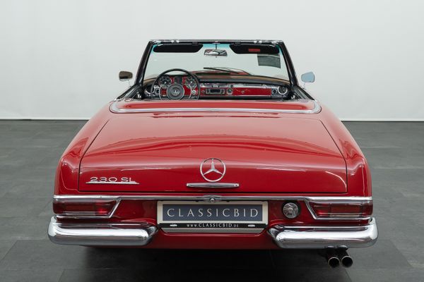 Mercedes-Benz 230 SL