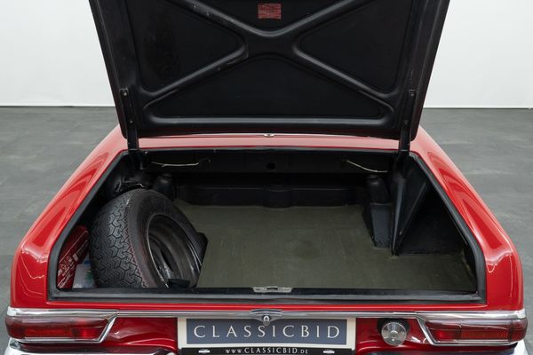 Mercedes-Benz 230 SL