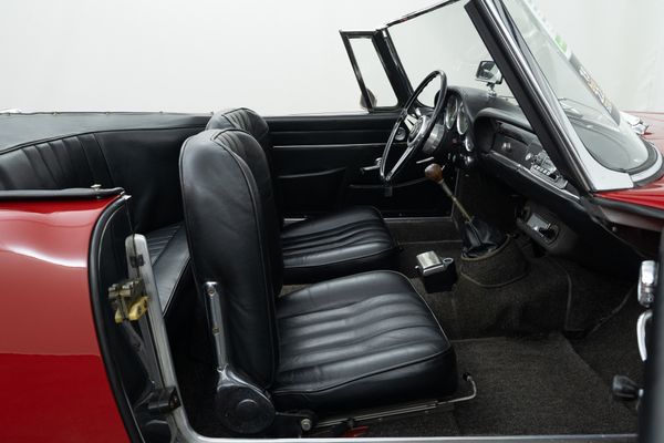 Alfa Romeo 2600 Spider