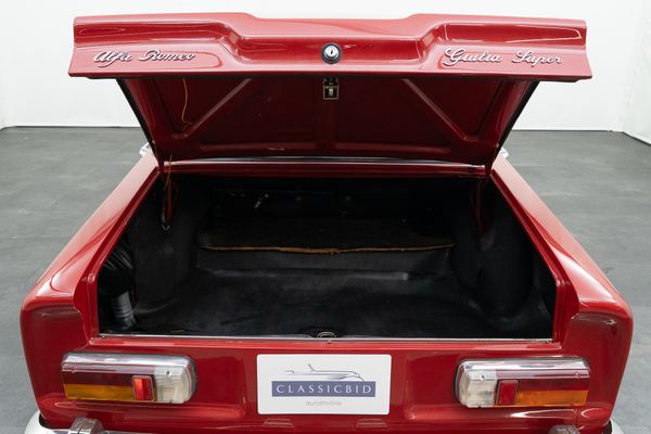 Alfa Romeo Giulia Super 1600