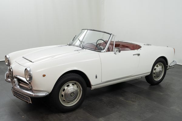 Alfa Romeo Gulia Spider