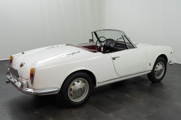 Alfa Romeo Gulia Spider