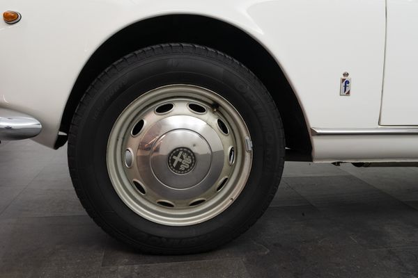 Alfa Romeo Gulia Spider