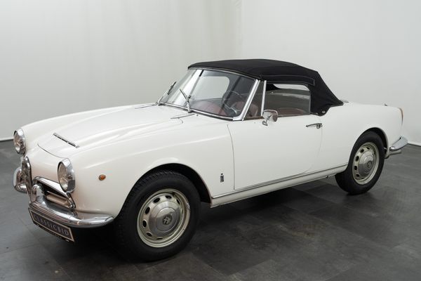 Alfa Romeo Gulia Spider
