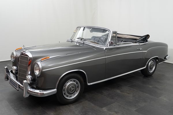 Mercedes-Benz 220S Ponton Cabrio