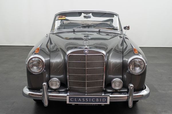 Mercedes-Benz 220S Ponton Cabrio