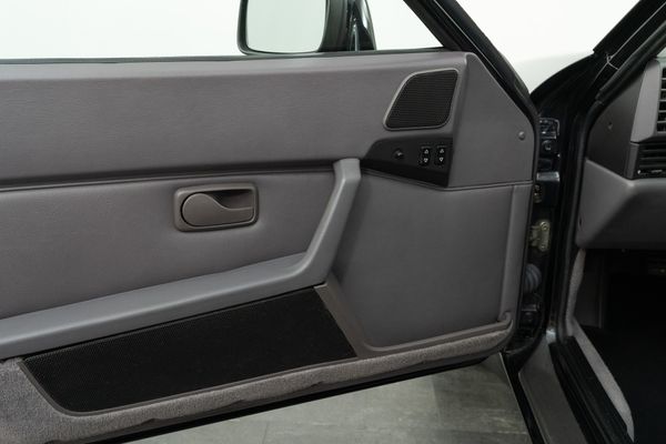 Porsche 944 S2 Targa