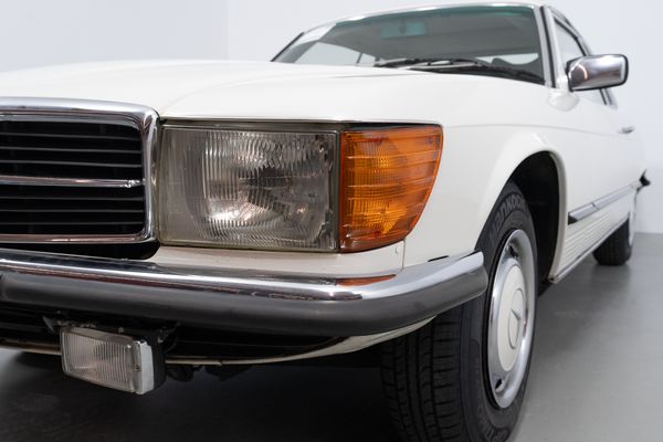 Mercedes-Benz 280 SLC (107)