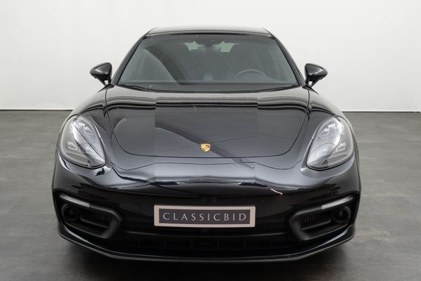Porsche Panamera Sport Turismo 4 S E-Hybrid