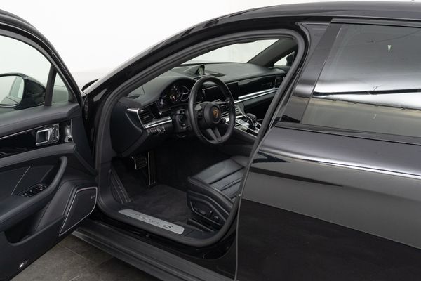 Porsche Panamera Sport Turismo 4 S E-Hybrid
