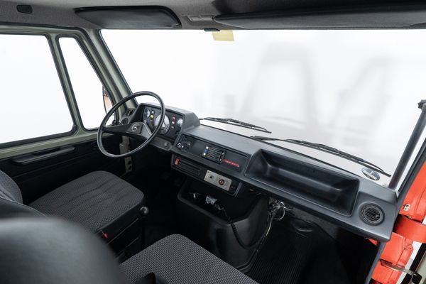 Daimler-Benz 310 602  Feuerwehrfahrzeug