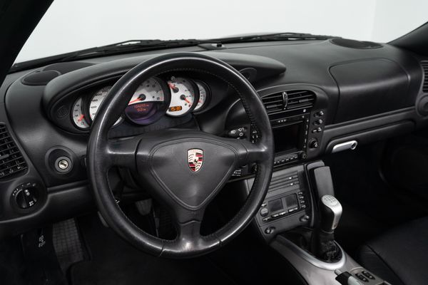 Porsche 911 Carrera Cabriolet