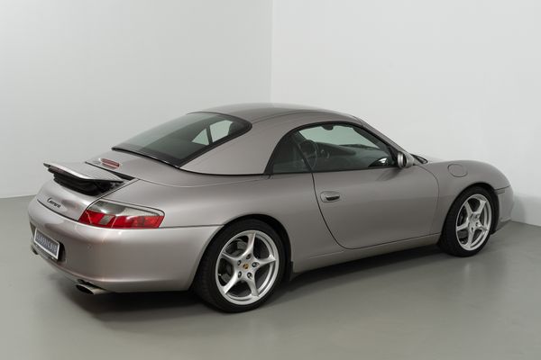 Porsche 911 Carrera Cabriolet