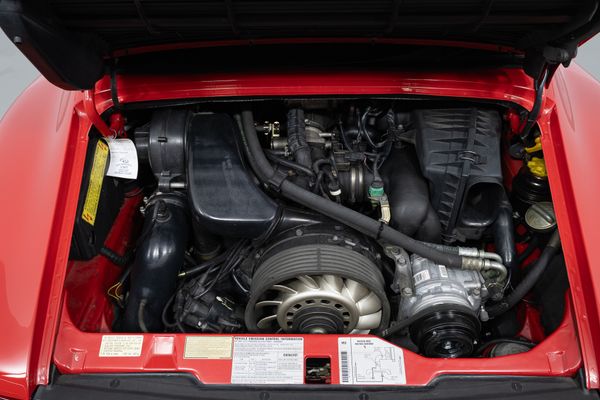 Porsche 911 Carrera 2 Cabriolet (993)