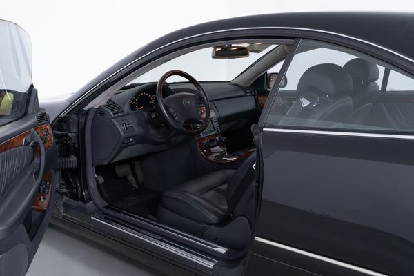 Mercedes-Benz CL 600