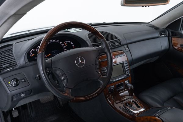 Mercedes-Benz CL 600