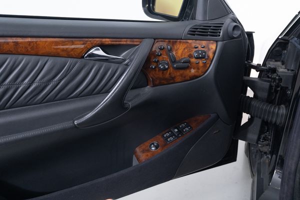 Mercedes-Benz CL 600