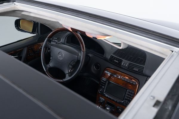 Mercedes-Benz CL 600