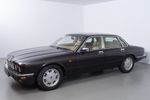 Jaguar XJ 40