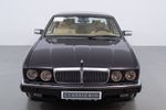 Jaguar XJ 40