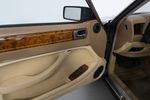Jaguar XJ 40