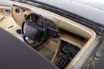 Jaguar XJ 40