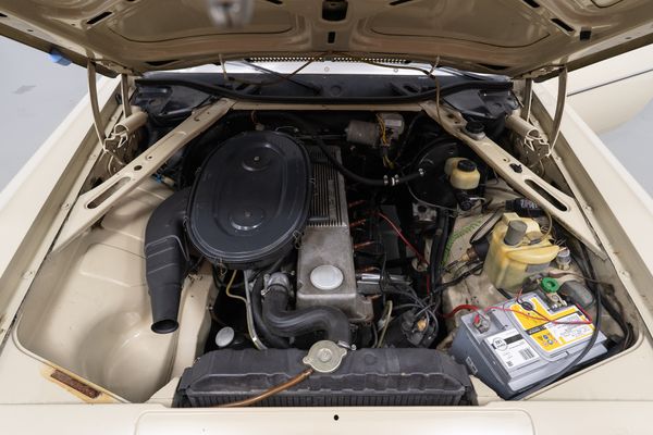 Opel Admiral B 2800 HL