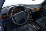 Mercedes-Benz 560 SEL Pullmann