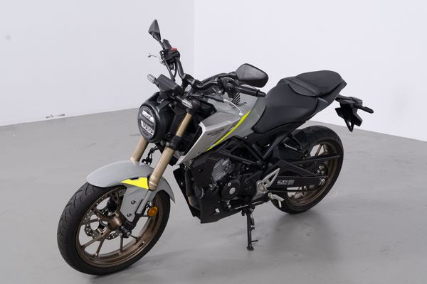 Honda CB125R