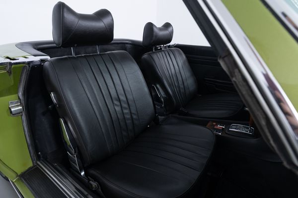 Mercedes-Benz 350 SL