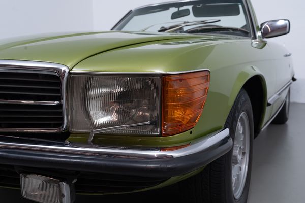 Mercedes-Benz 350 SL