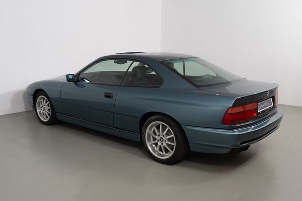 BMW 850 CI A