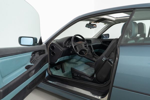 BMW 850 CI A