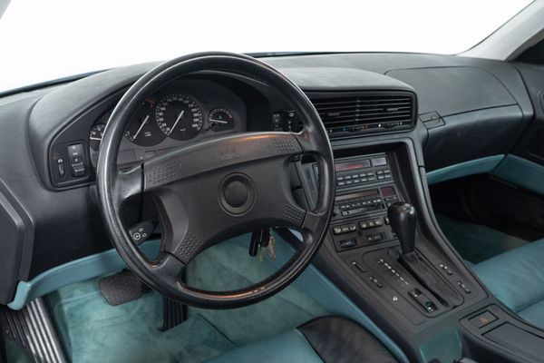 BMW 850 CI A