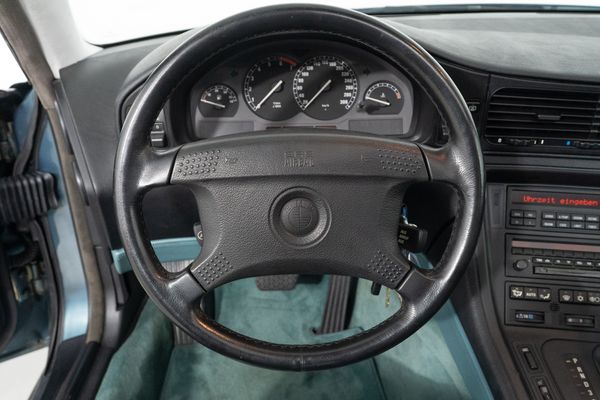BMW 850 CI A
