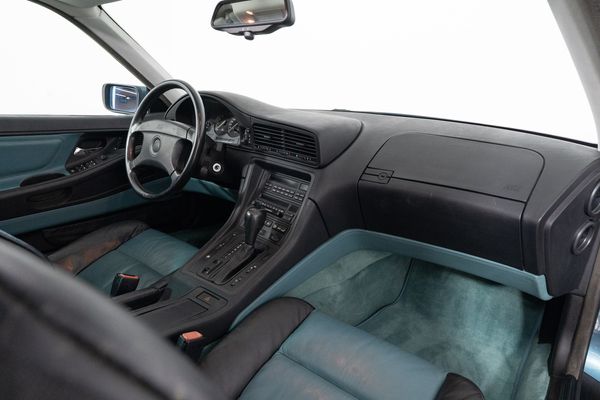BMW 850 CI A