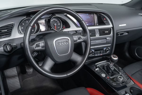Audi A5 Cabriolet 2.7 TDI “S line”