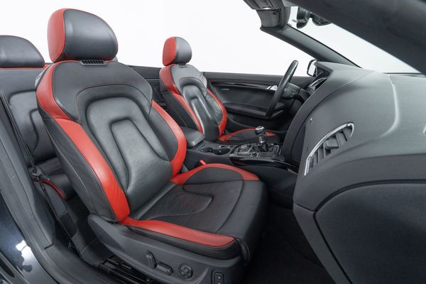 Audi A5 Cabriolet 2.7 TDI “S line”